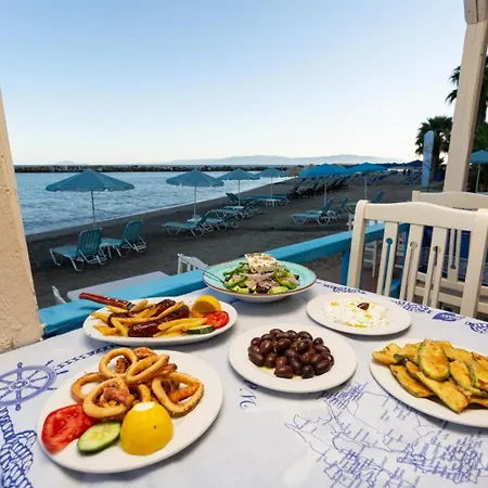 Peach Willa Kateleios